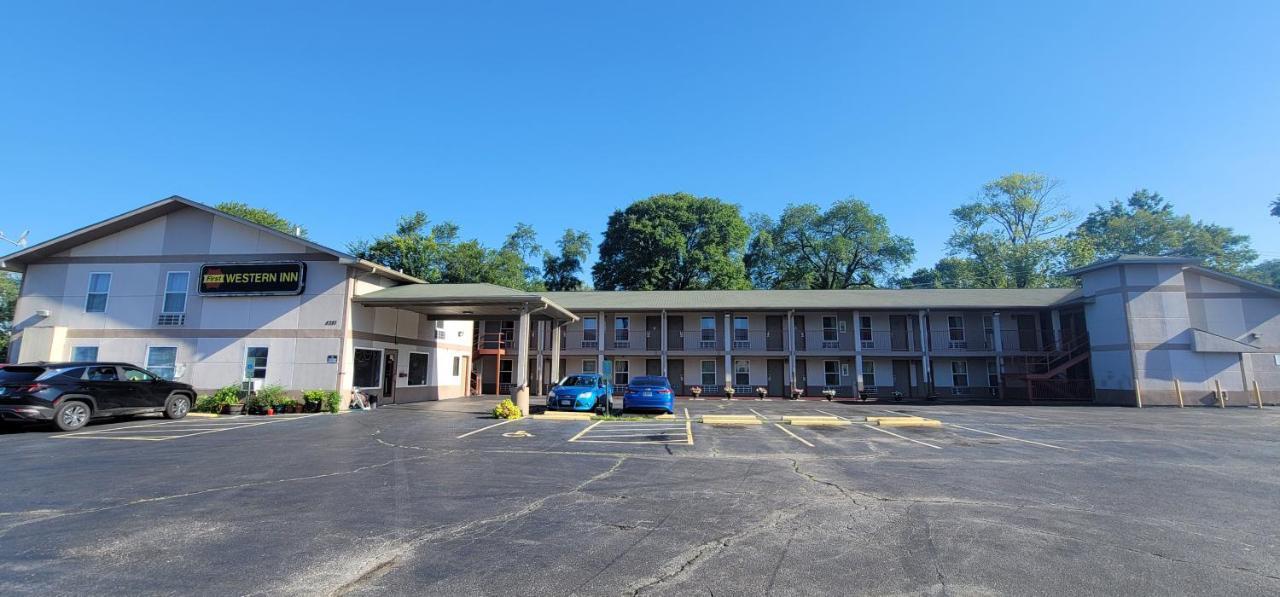 First Western Inn Caseyville Bagian luar foto