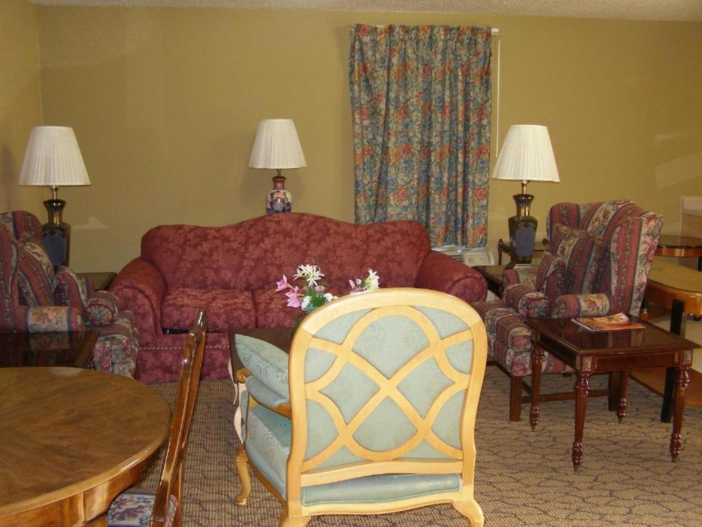 First Western Inn Caseyville Bagian luar foto